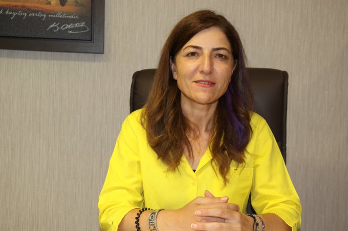 HDP’li Gülüm esnaf ve işletmeci kadınların durumunu Ticaret Bakanı Ruhsar Pekcan’a sordu