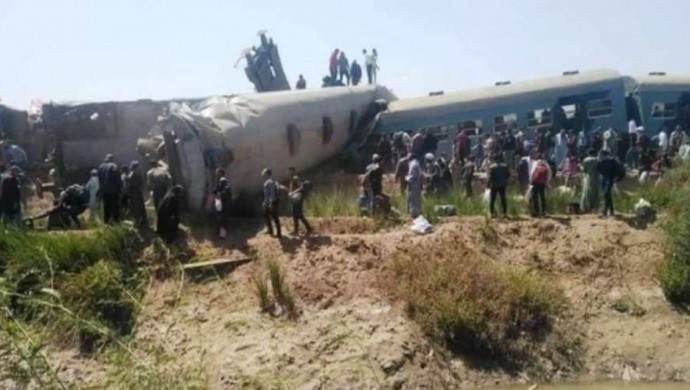Mısır’da tren kazası: 32 ölü, 62 yaralı