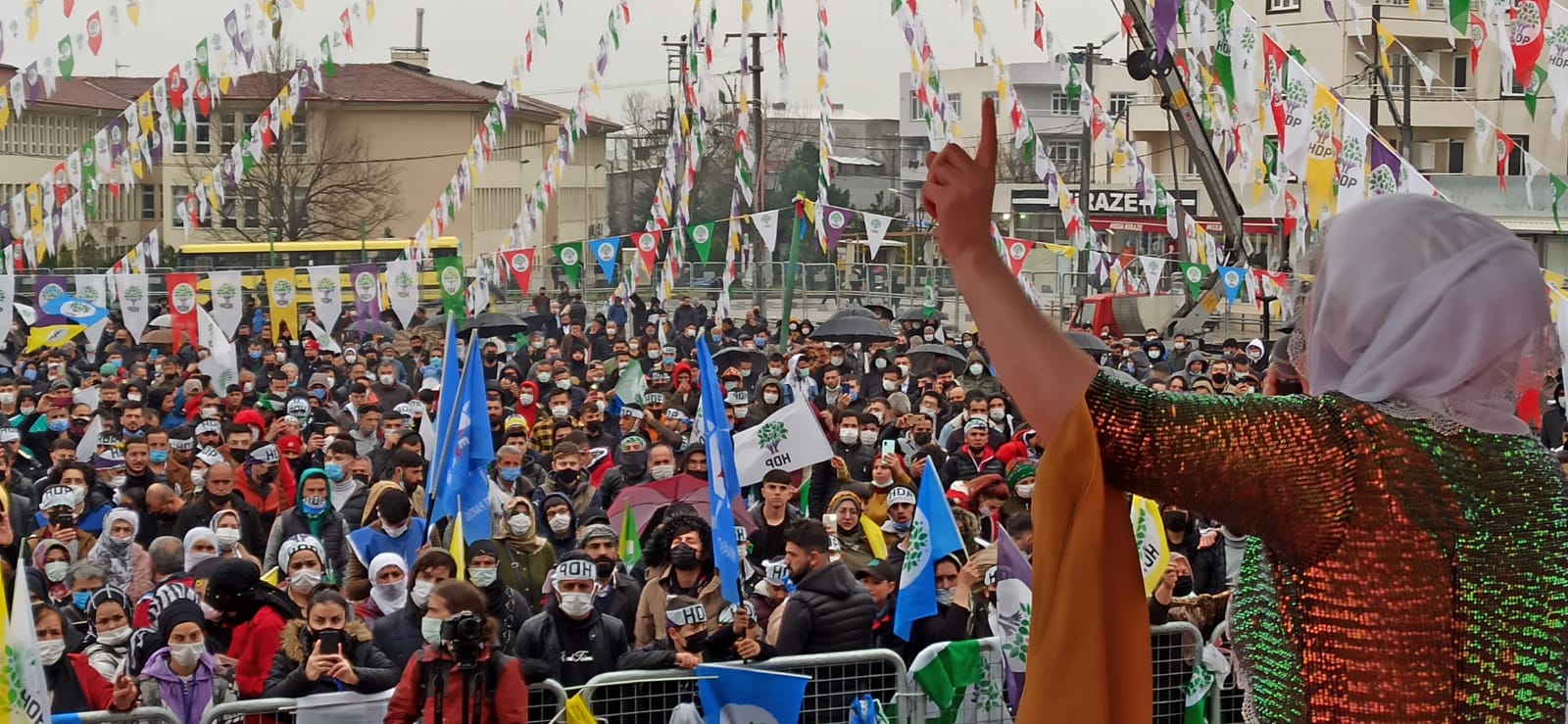 Bursa Newroz’u Binlerin Katılımıyla kutlandı