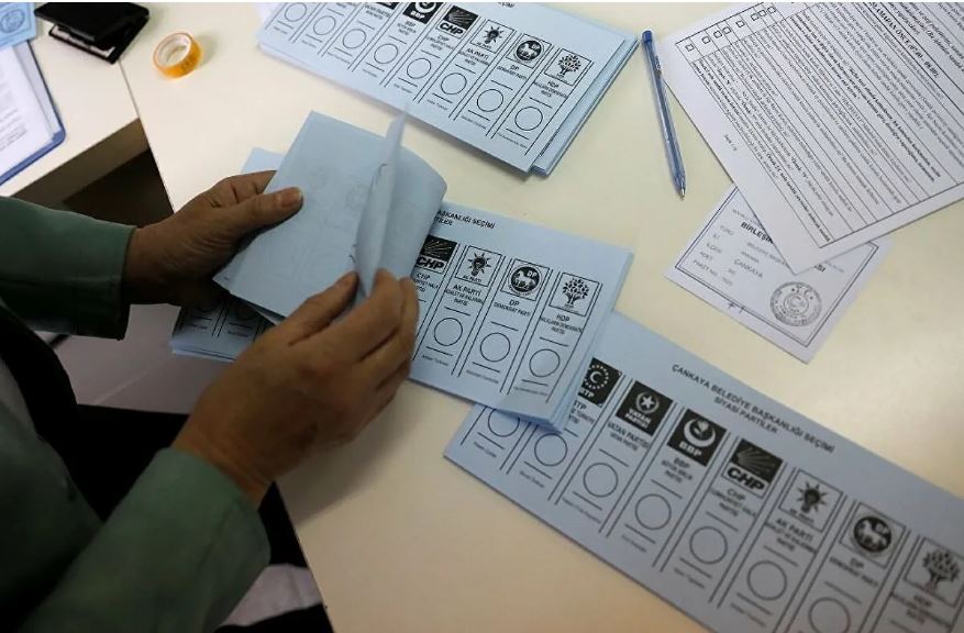 Kürt seçmen anketi: AKP eriyor, HDP yükseliyor