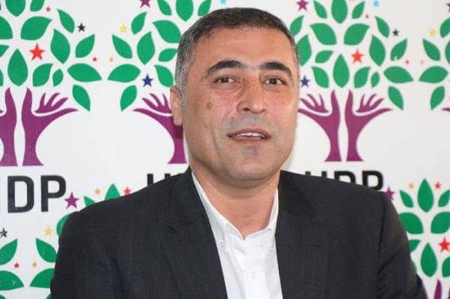 Ev baskınları: Batman belediyesi eski eş başkanı Sabri Özdemir ve 51 kişi gözaltına alındı