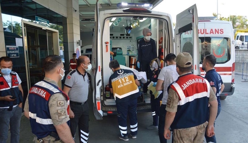 Siirt’te Mülteci kamyonuna jandarma ateş açtı: 2 ölü, 10  yaralı