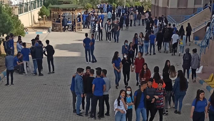 Şırnak’ta okulların temizliğini veliler yapıyor