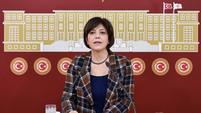 Meclis’te Kürtçe ezgi söyleyen Beştaş: Kürtçe yasaklanamaz