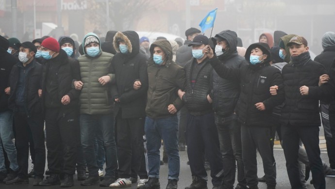Kazakistan’da protestolar yayılarak sürüyor