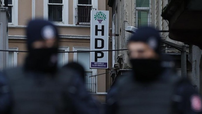 2 HDP’li tutuklandı