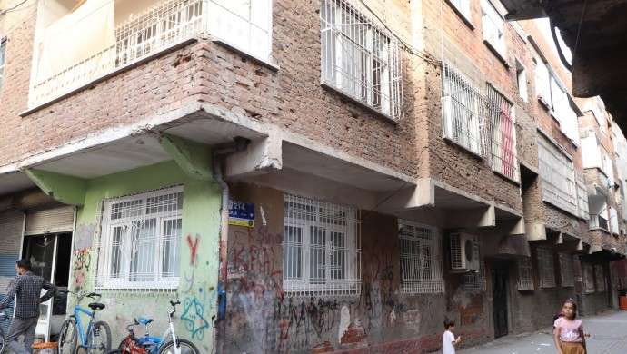Diyarbakır’da bir evde patlama: 4 yaralı