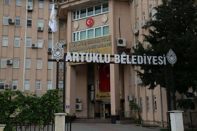 13 AKP’li meclis üyesi istifa dilekçesi verdi