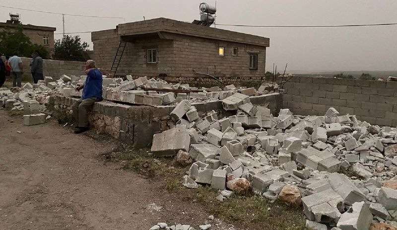 İnşaatın duvarı çöktü: 2 çocuk hayatını kaybetti