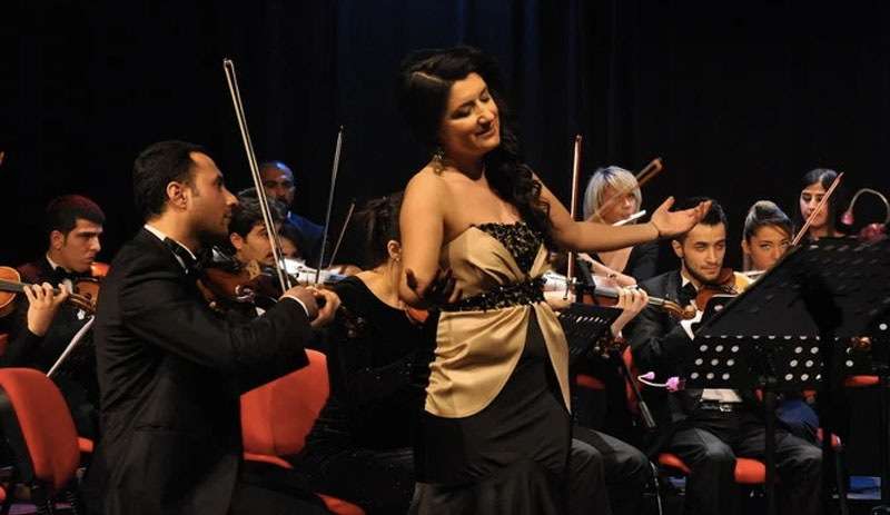 Mardin’de Pervin Çakar konserine engel: Repertuarında Kürtçe eserler var