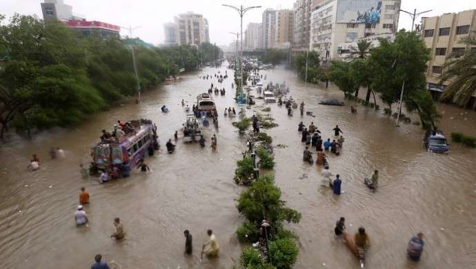 Pakistan’da sel: Ölü sayısı 982’ye çıktı