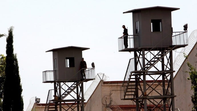 Diyarbakır Cezaevi’nde 3 tutuklu sürgün edildi