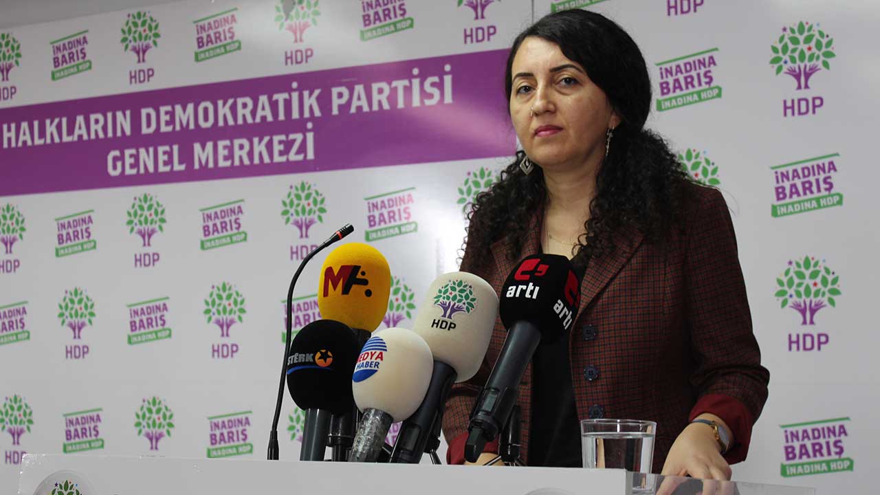 HDP’den AKP’nin başörtüsü için anayasa değişikliği teklifine cevap