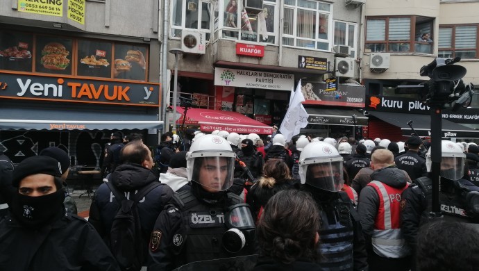 Kadıköy’de gözaltına alınan 103 kişi serbest