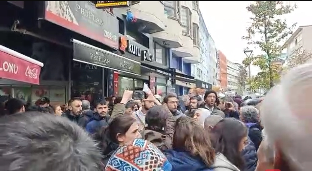 HDP’nin Kadıköy’deki eylemine yine polis şiddeti: Onlarca kişi gözaltına alındı