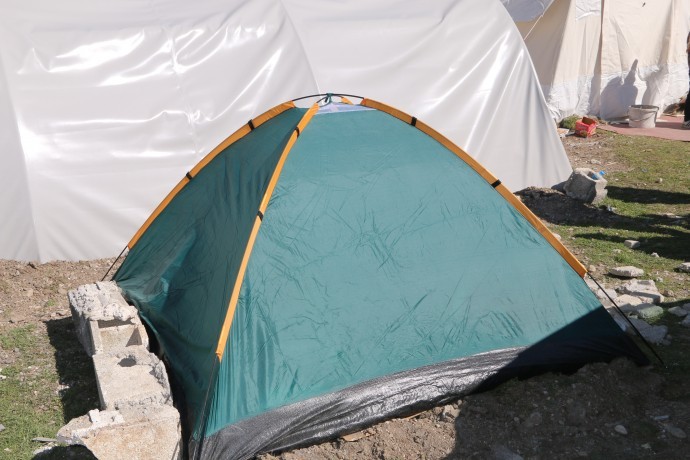 Depremin 19’uncu günü: 30 kişiye bir çadır