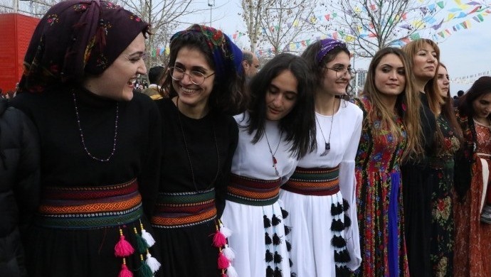 Amed Newroz Tertip Komitesi üyesi Yıldız: Yeni yaşamı örme Newrozu olacak
