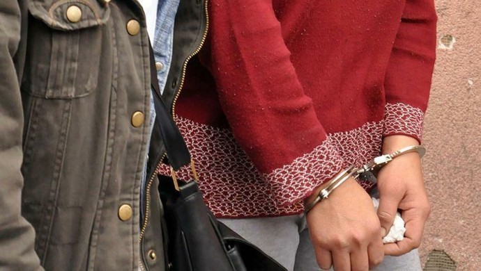 İzmir’de gözaltına alınan HDP’li 5 kadın tutuklandı