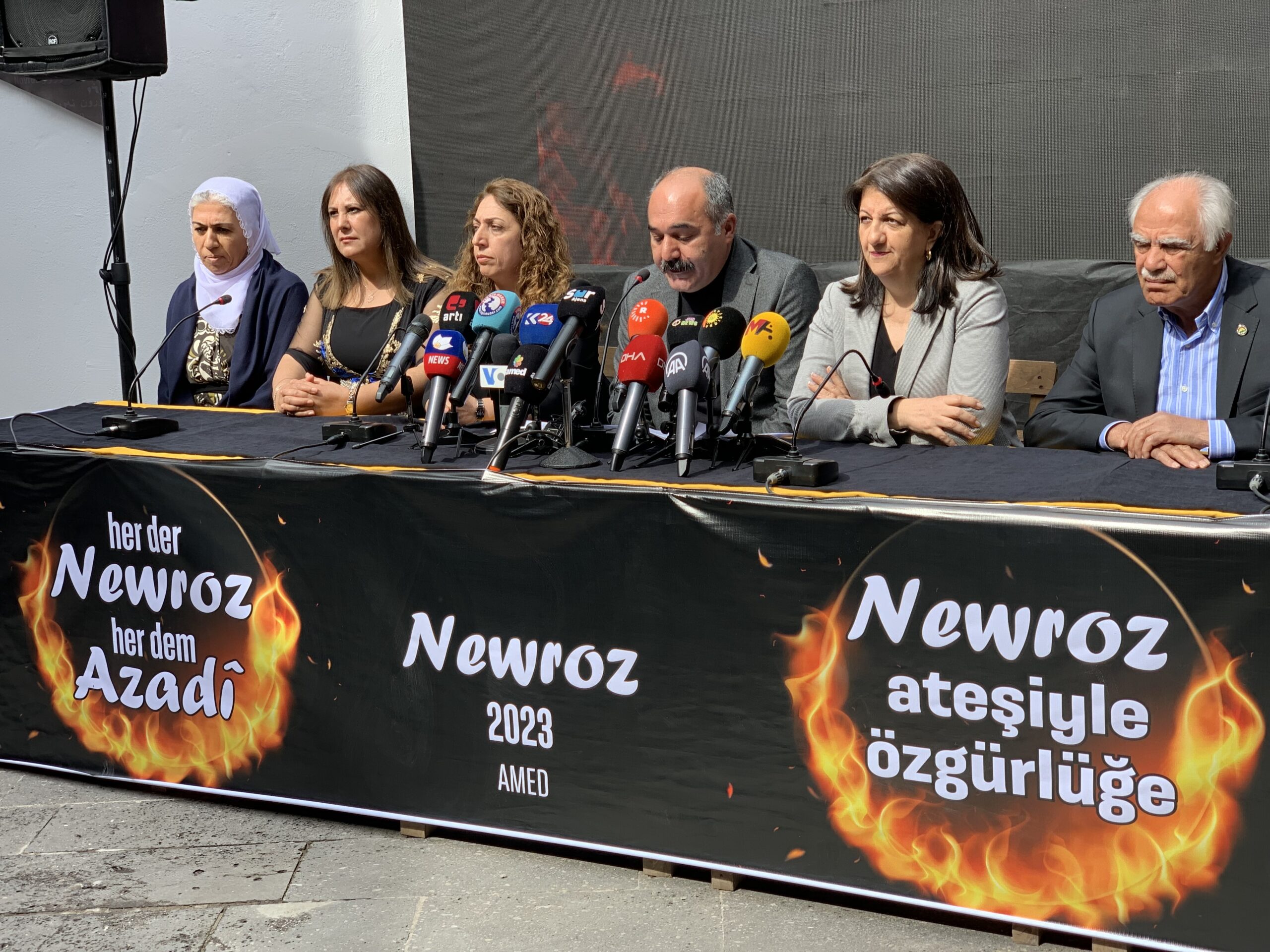 2023 Newroz deklarasyonu: Newroz ateşiyle özgürlüğe yürüyoruz