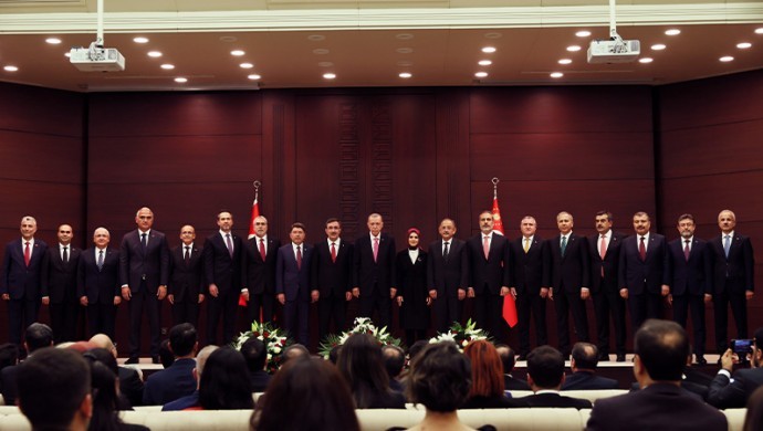 Erdoğan kabinesi Resmi Gazete’de yayımlandı