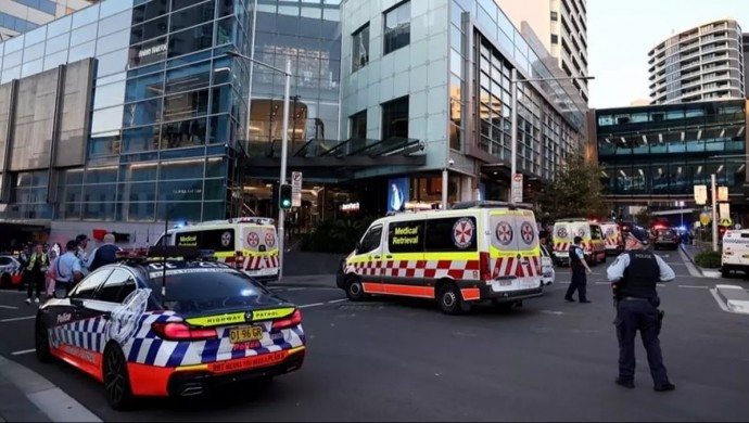 Avustralya’da alışveriş merkezine saldırı: 5 ölü