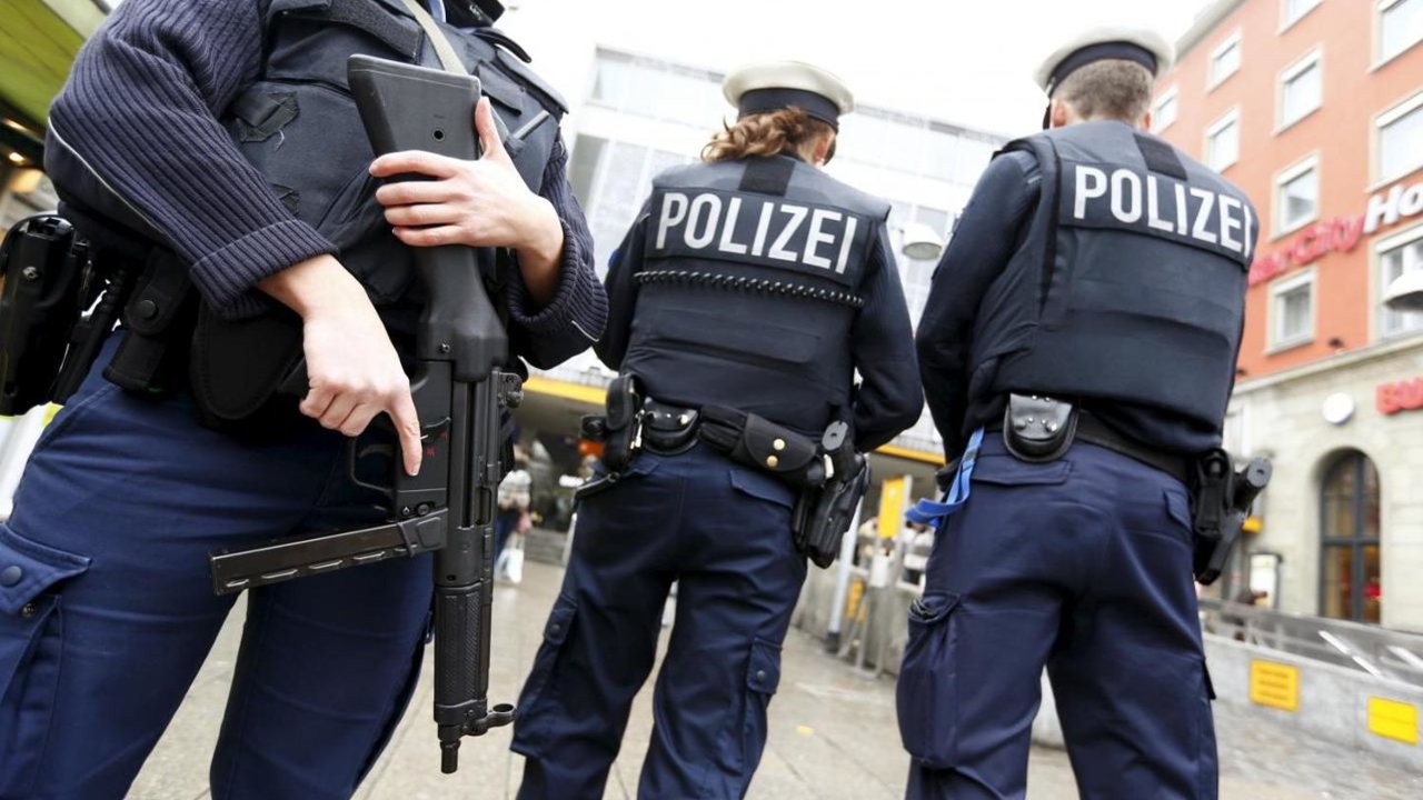 Almanya’da terör saldırısı şüphelisi 3 kişi gözaltına alındı