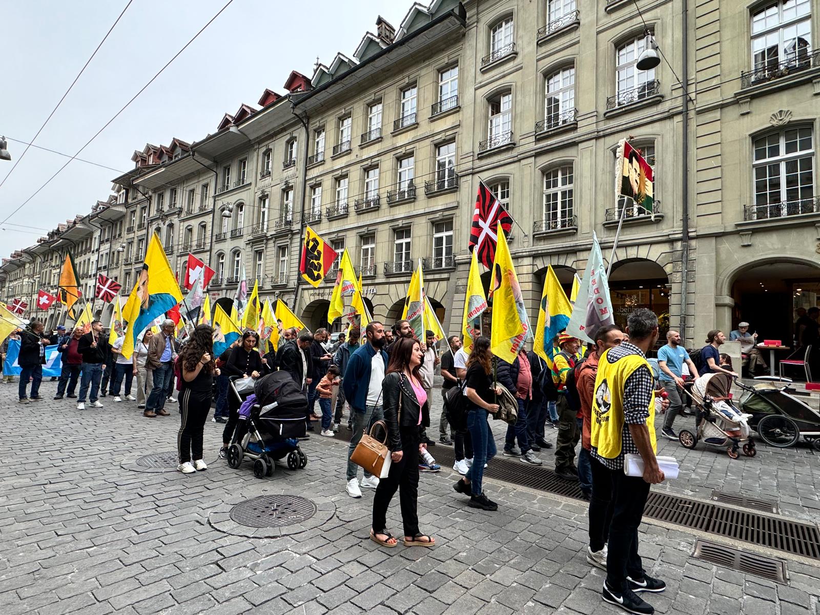 İsviçre’de 1 Mayıs İşçi Bayramını binler kutladı